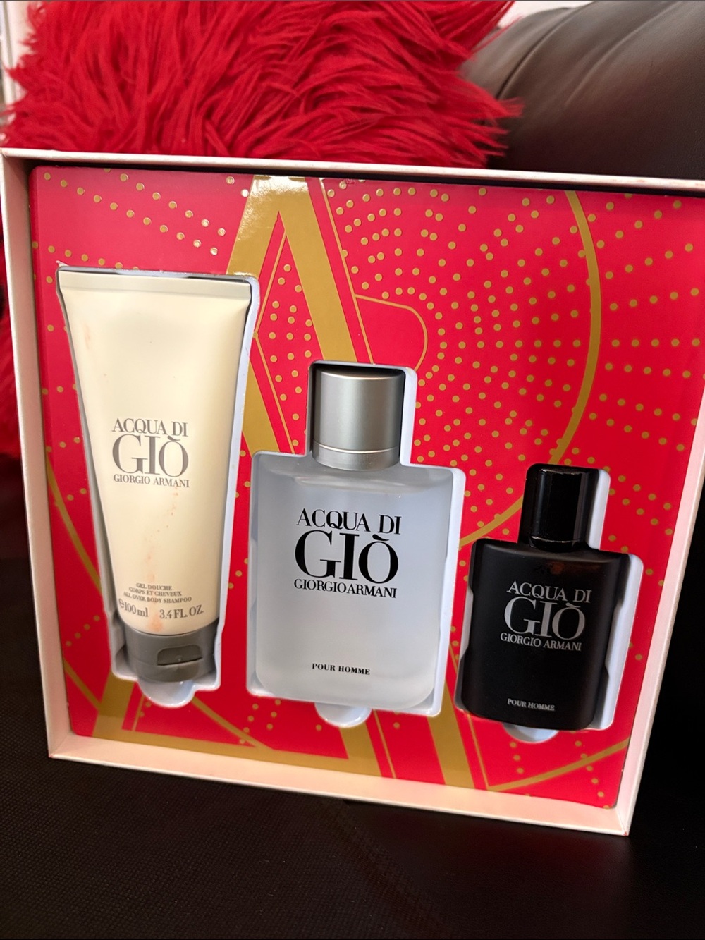 Giorgio Armani Navy Blue Zip Pouch with Gio Gift Set - Picture 4 of 4